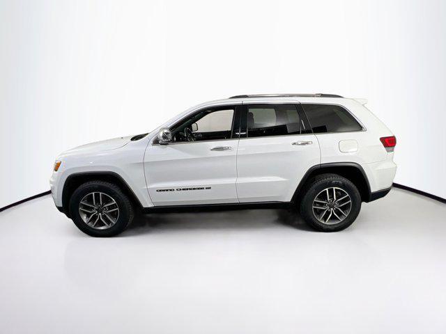 Photo of 2022 Bright White Clearcoat Jeep Grand Cherokee