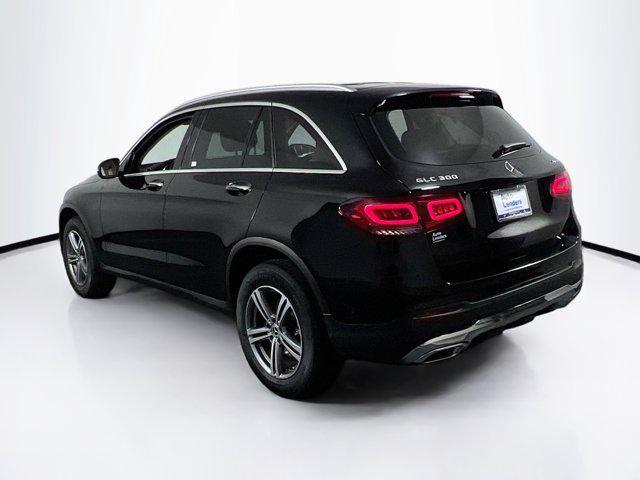 Photo of 2022 Black Mercedes-Benz GLC 300