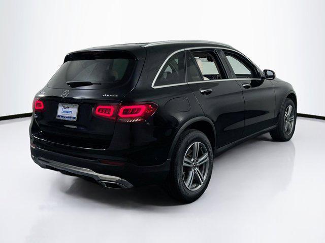 Photo of 2022 Black Mercedes-Benz GLC 300