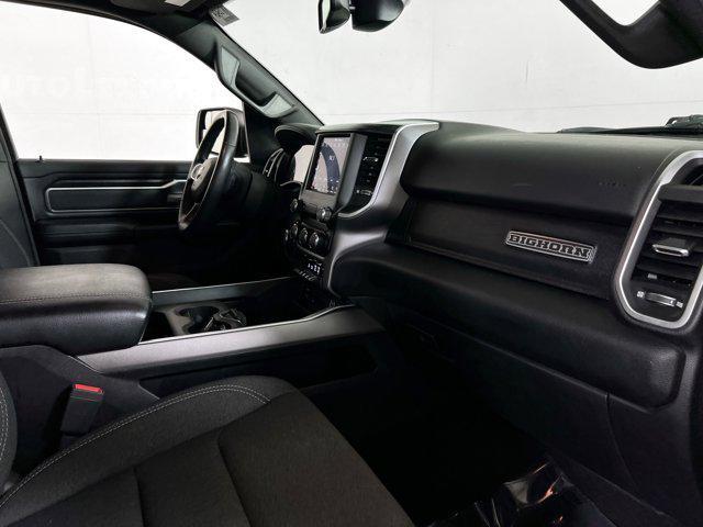 Photo of 2019 Granite Crystal Metallic Clearcoat RAM 1500