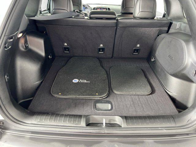 Photo of 2022 Bright White Clearcoat Jeep Cherokee