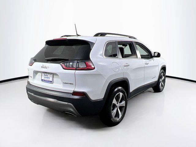 Photo of 2022 Bright White Clearcoat Jeep Cherokee