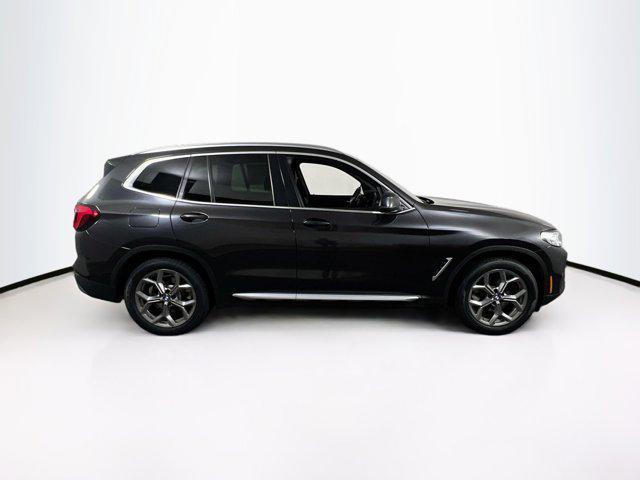 Photo of 2022 Dark Graphite Metallic BMW X3