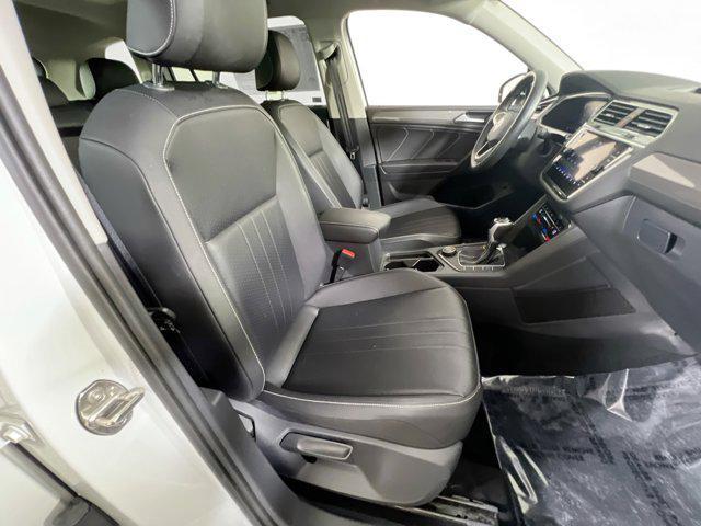 Photo of 2022 Pure White Volkswagen Tiguan