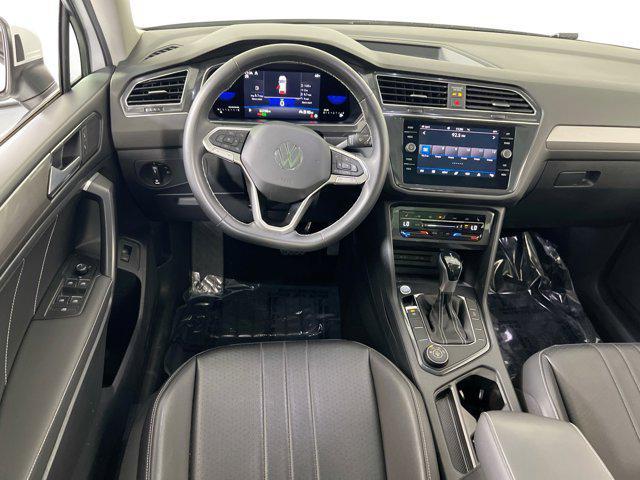Photo of 2022 Pure White Volkswagen Tiguan