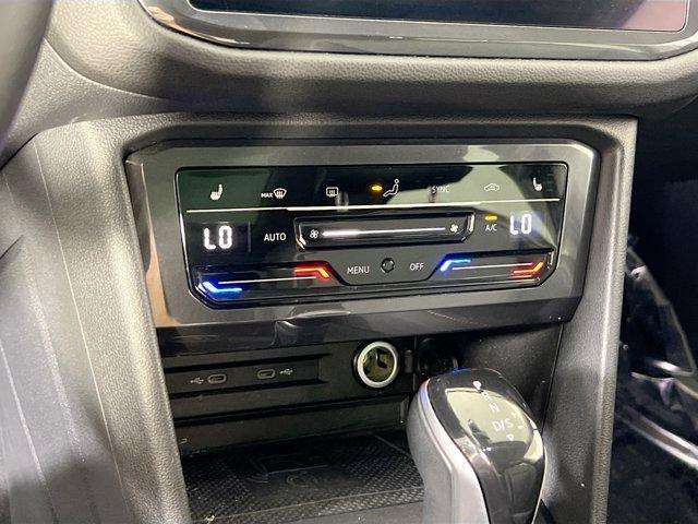 Photo of 2022 Pure White Volkswagen Tiguan