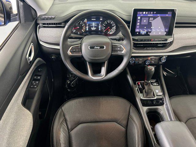 Photo of 2022 Laser Blue Pearlcoat Jeep Compass