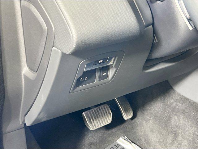 Photo of 2020 Santorini Black Metallic Land Rover Range Rover Velar
