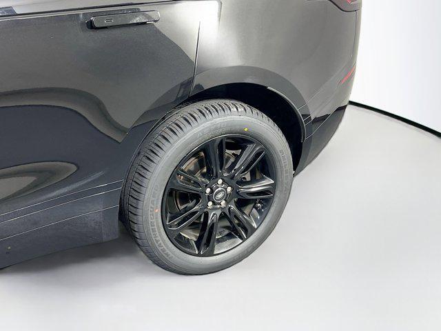 Photo of 2020 Santorini Black Metallic Land Rover Range Rover Velar