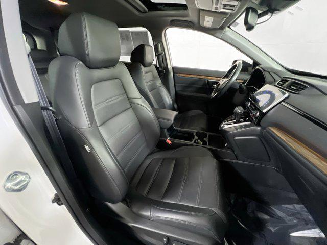 Photo of 2022 Platinum White Pearl Honda CR-V