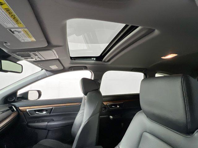 Photo of 2022 Platinum White Pearl Honda CR-V