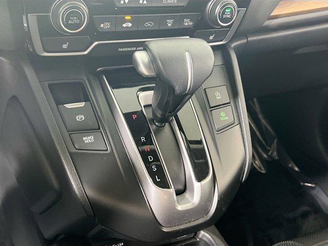Photo of 2022 Platinum White Pearl Honda CR-V