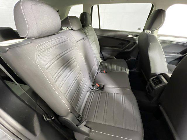 Photo of 2022 Platinum Gray Metallic Volkswagen Tiguan