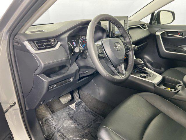 Photo of 2021 Silver Sky Metallic Toyota RAV4 Hybrid