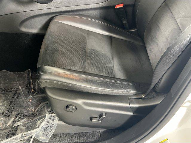 Photo of 2022 Bright White Clearcoat Jeep Grand Cherokee