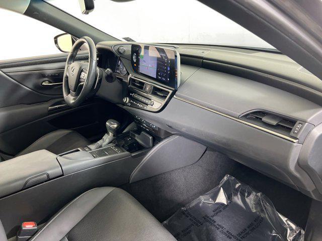 Photo of 2022 Cloudburst Gray Lexus ES 350