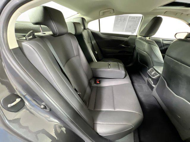 Photo of 2022 Cloudburst Gray Lexus ES 350