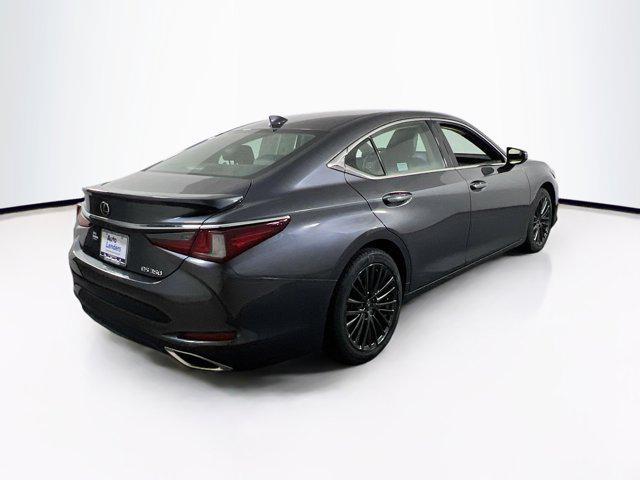 Photo of 2022 Cloudburst Gray Lexus ES 350