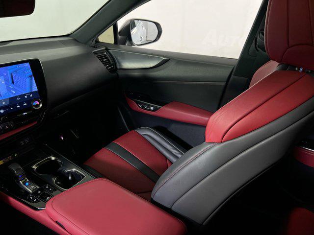 Photo of 2022 Ultra White Lexus NX 350
