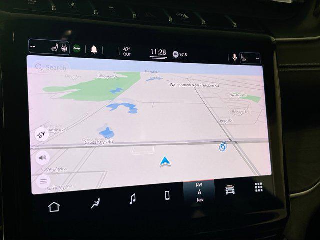 Photo of 2021 Diamond Black Crystal Pearlcoat Jeep Grand Cherokee L
