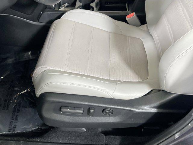 Photo of 2022 Modern Steel Metallic Honda CR-V