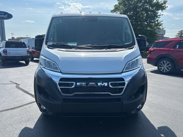 Photo of 2023 Bright White Clearcoat RAM ProMaster 2500