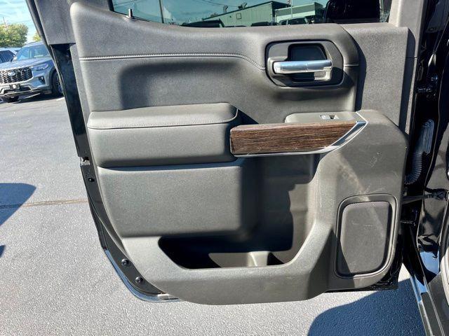 Photo of 2021 Ebony Twilight Metallic GMC Sierra 1500