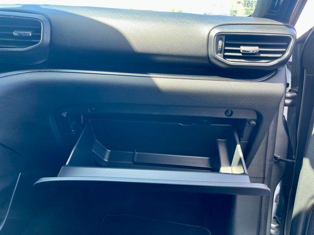 Photo of 2022 Silver Metallic Ford Explorer