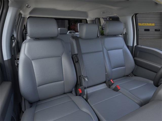 Photo of 2025 Oxford White Ford F-350
