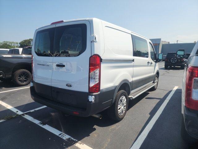 Photo of 2023 Oxford White Ford Transit-250