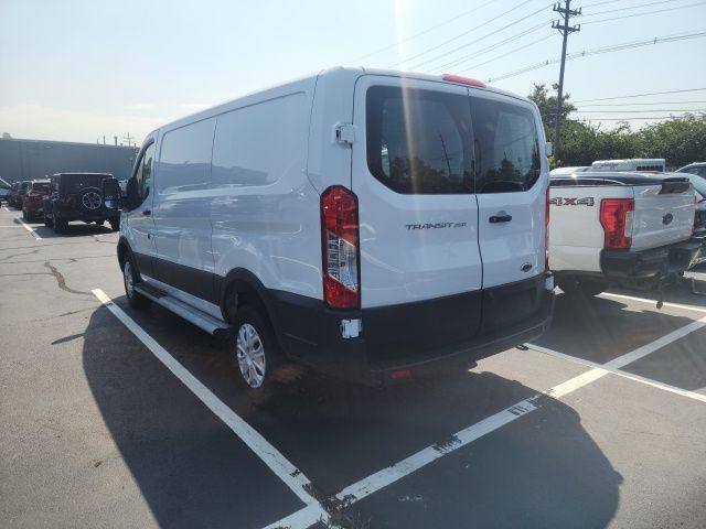 Photo of 2023 Oxford White Ford Transit-250