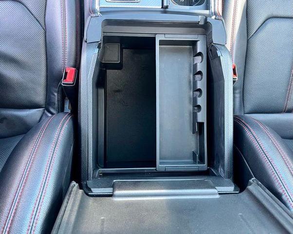 Photo of 2021 White Ford Expedition