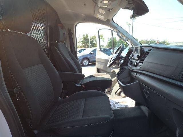 Photo of 2023 Oxford White Ford Transit-250