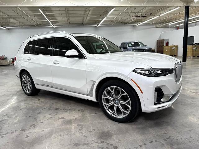 Photo of 2019 White BMW X7