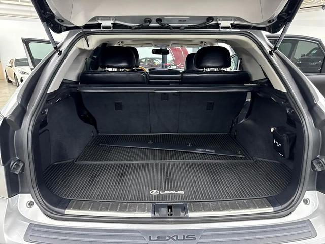 Photo of 2015 Silver Lining Metallic Lexus RX 450h