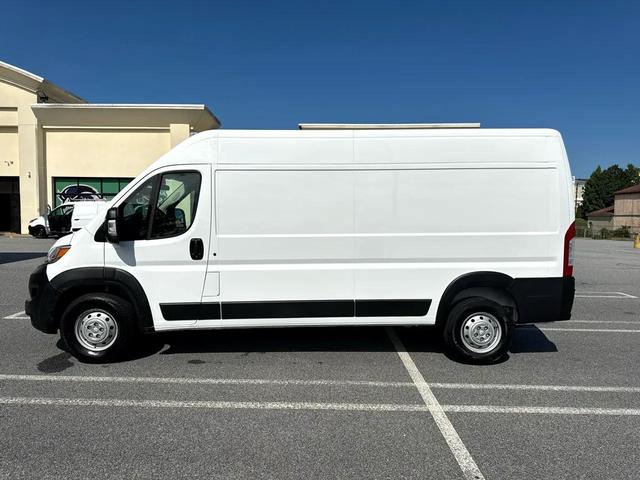 Photo of 2023 Bright White Clearcoat RAM ProMaster 2500