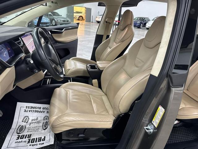 Photo of 2016 Bronze Tesla Model X