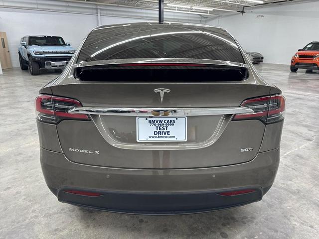 Photo of 2016 Bronze Tesla Model X