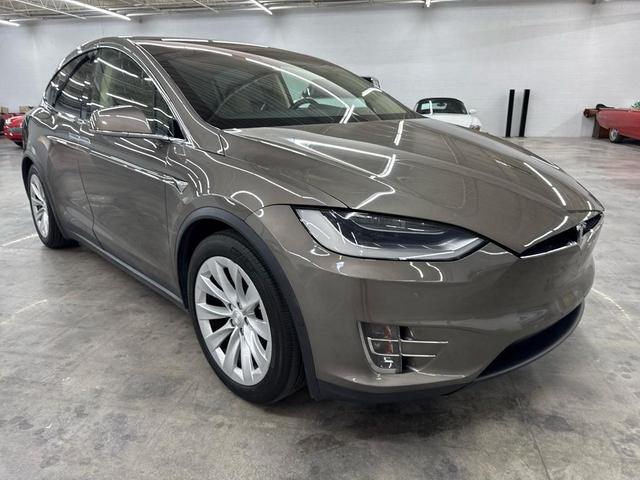 Photo of 2016 Bronze Tesla Model X