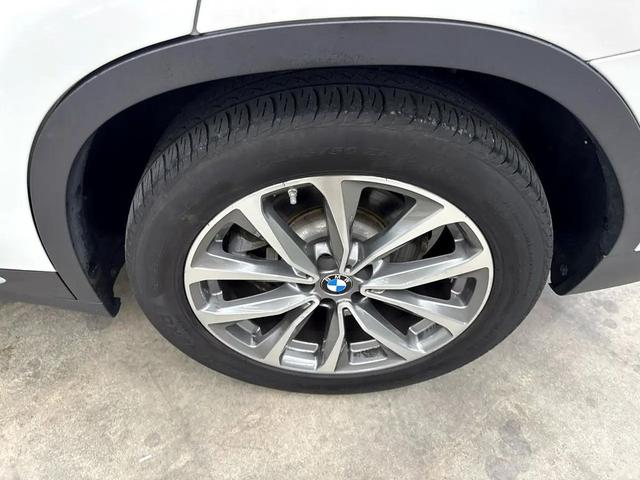 Photo of 2019 White BMW X3