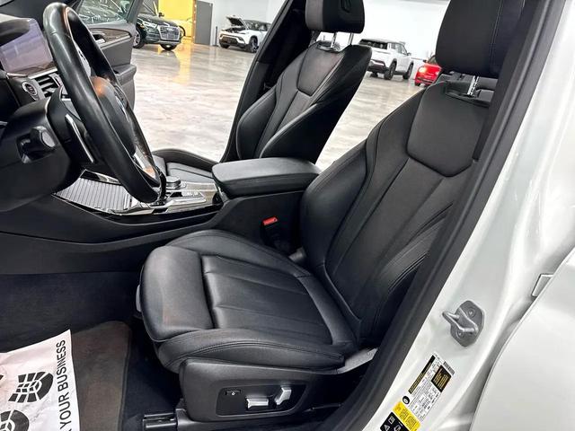 Photo of 2019 White BMW X3