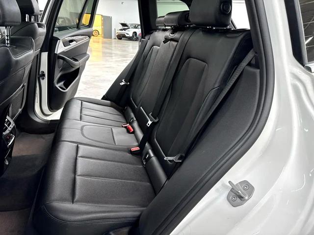 Photo of 2019 White BMW X3