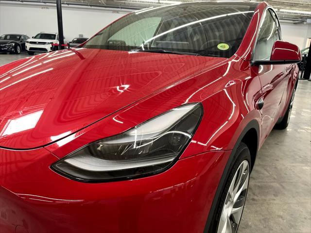 Photo of 2023 Red Multi-Coat Tesla Model Y