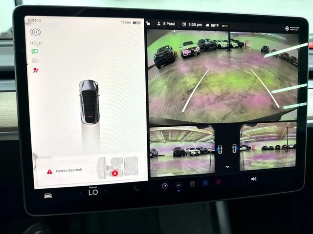 Photo of 2022 Gray Tesla Model Y