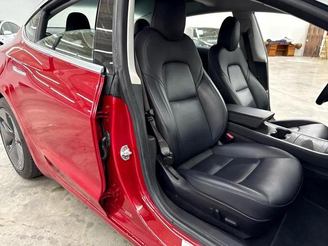Photo of 2018 Red Multi-Coat Tesla Model 3