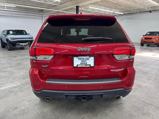 Photo of 2017 Redline 2 Coat Pearl Jeep Grand Cherokee