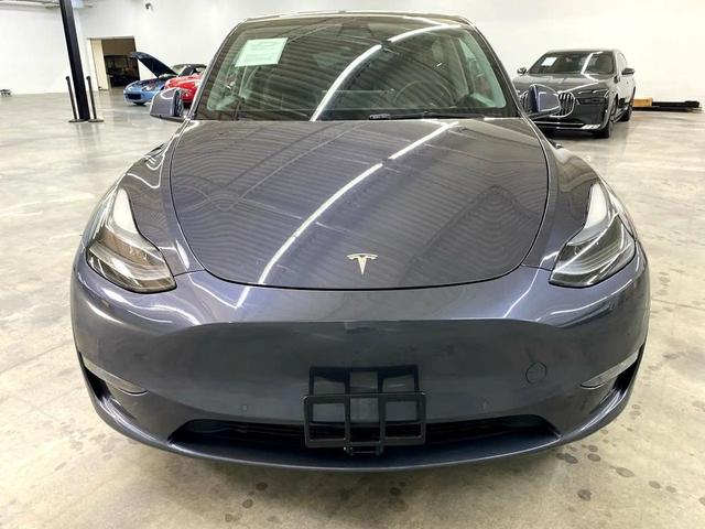 Photo of 2021 Gray Tesla Model Y