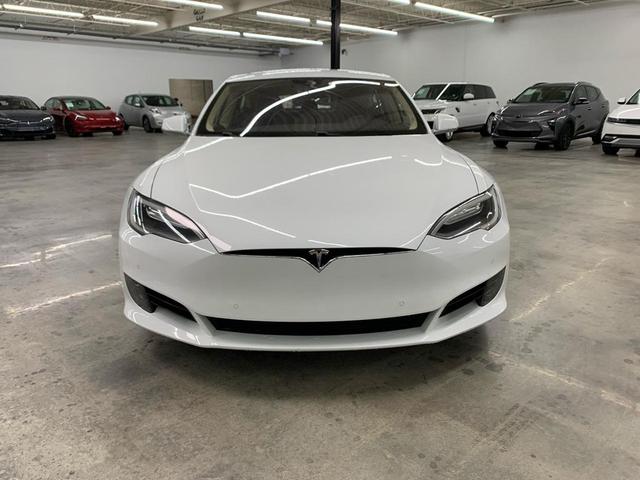 Photo of 2016 White Tesla Model S