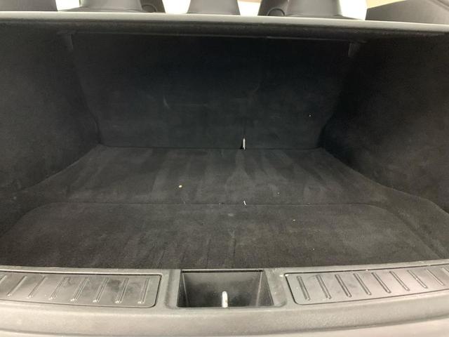 Photo of 2016 White Tesla Model S