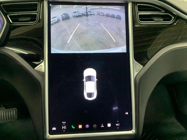 Photo of 2016 White Tesla Model S